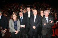 El rector y la presidenta del Consejo Social con los galardonados con los Premios Santo Toms de Aquino de este ao