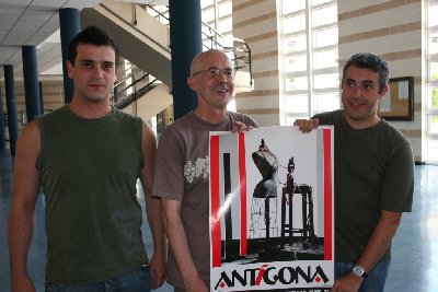 Corduba 05. La Compaa de Teatro del Norte se estrena en Crdoba con su versin de Antgona