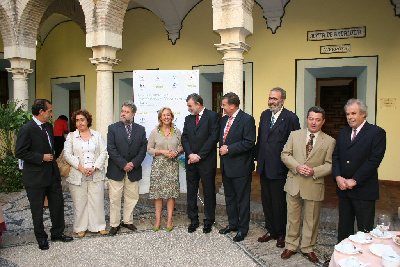 Una conferencia de Miguel Delibes de Castro sobre la comunicacin de la Ciencia inaugura el IX  Seminario Internacional sobre Periodismo y Medio Ambiente.