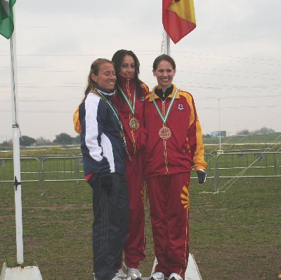 El equipo femenino de la UCO consigue el oro individual y por equipos en el Campeonato Universitario Andaluz de Campo a Travs. Los hombres conquistaron el bronce por equipos.