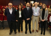 De izquierda a derecha, Leonardo Velasco, director del IAS CSIC; Elena Prats, del comité organizador; Enrique Quesada, vicerrector de Investigación y Desarrollo Territorial, Gustavo Slafer, coordinador de la Red de Excelencia y Rosa Gallardo, directora de ETSIAM