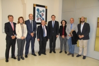 El rector y  Miguel Valcrcel junto a miembros del equipo de gobierno