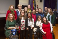 Rosario Mrida y Esperanza Jaqueti junto a los premiados