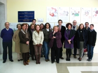 Miembros de la Biblioteca y del Decanato tras el acto de clausura