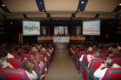 Un momento del acto de presentacin