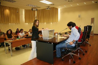  Maria Jos Romero, alumna de quinto de Veterinaria, reelegida presidenta del Consejo de Estudiantes de la Universidad de Crdoba