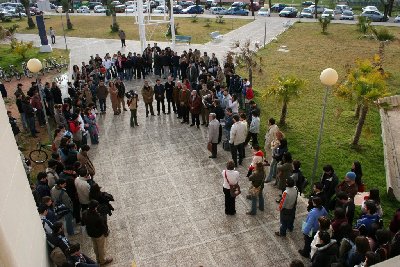 Cientos de universitarios recuerdan al estudiante de Informtica fallecido en una reyerta